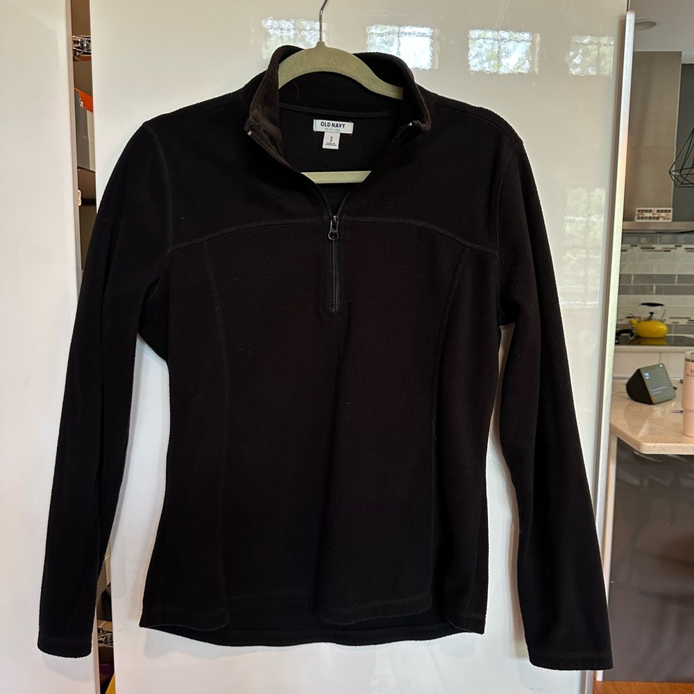 Old Navy Woman’s quarter zip fleece jacket